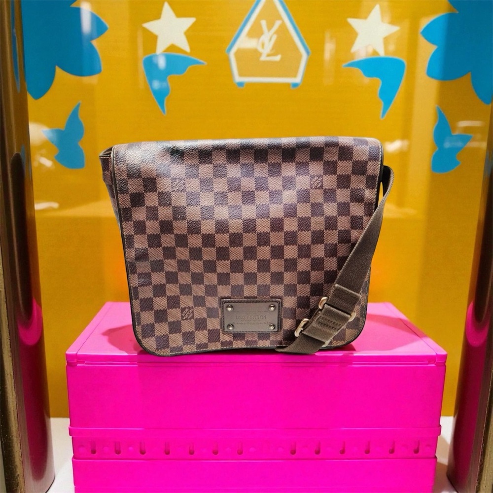 Louis Vuitton large Crossbag